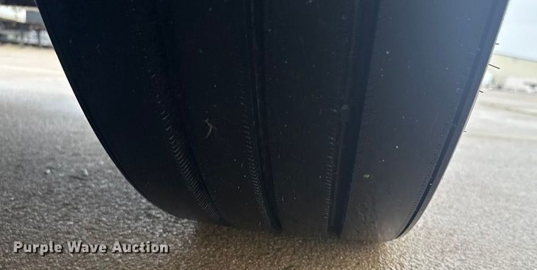 image for item ER2395 2015 Kenworth T680  semi truck