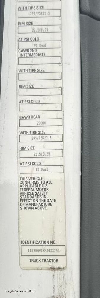 image for item ER2395 2015 Kenworth T680  semi truck