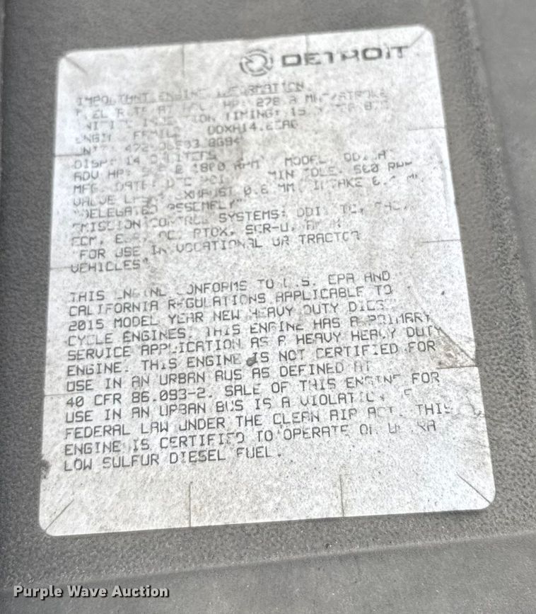 image for item ER2396 2016 Freightliner Cascadia semi truck