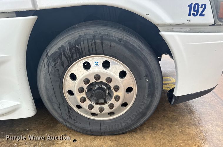 image for item ER2396 2016 Freightliner Cascadia semi truck