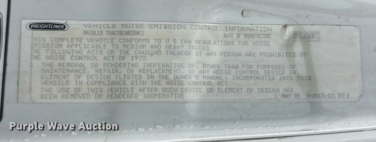 image for item ER2396 2016 Freightliner Cascadia semi truck