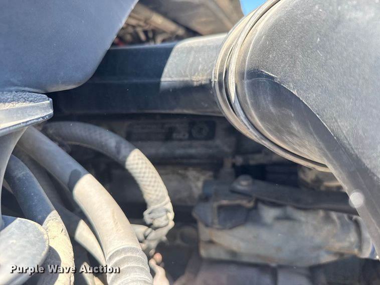 image for item ER2405 2016 Freightliner Cascadia glider kit semi truck