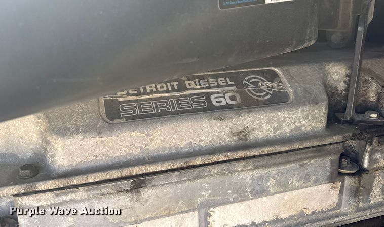 image for item ER2405 2016 Freightliner Cascadia glider kit semi truck