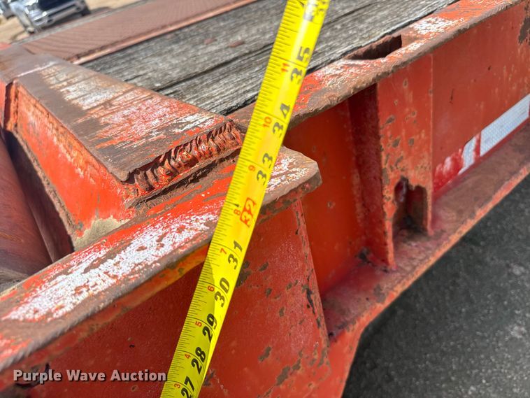 image for item ER2461 1980 Atoka 43D0L drop deck oilfield trailer