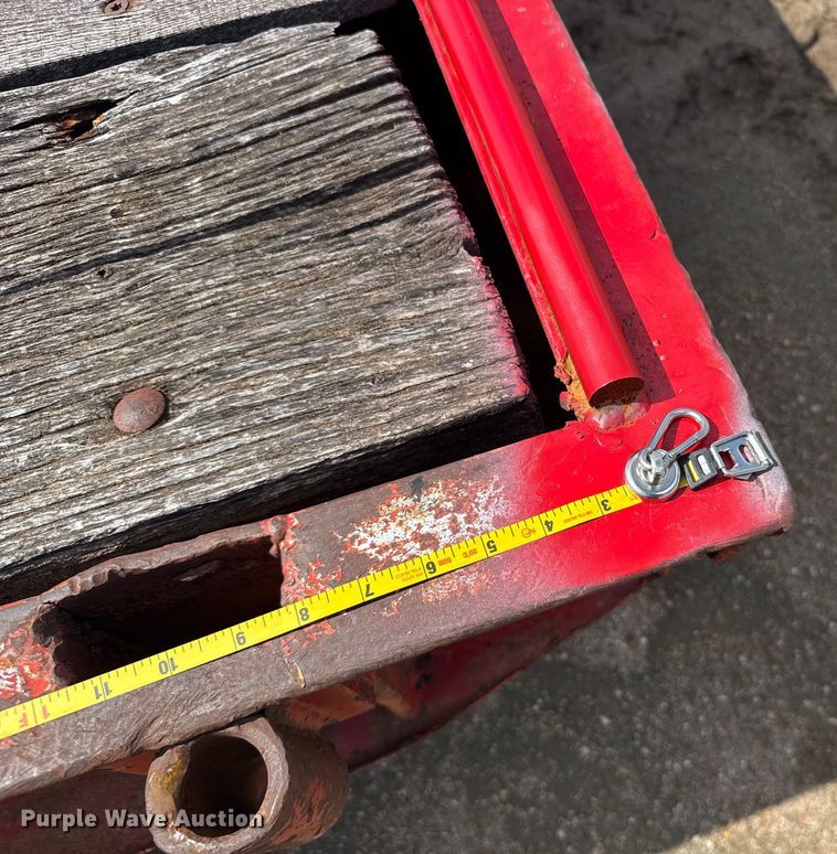 image for item ER2461 1980 Atoka 43D0L drop deck oilfield trailer