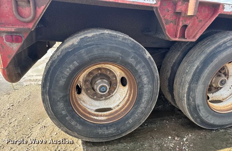 image for item ER2461 1980 Atoka 43D0L drop deck oilfield trailer