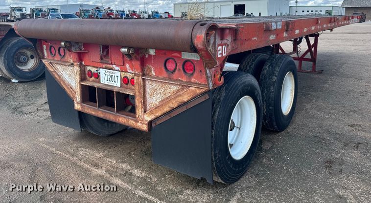 image for item ER2462 1980 Load oilfield trailer
