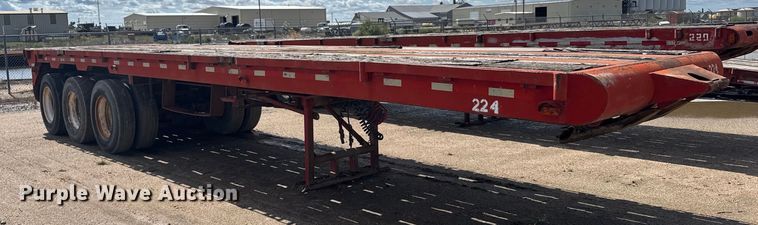 image for item ER2463 1982 Atoka 330FF oilfield trailer