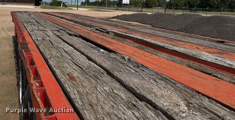 image for item ER2463 1982 Atoka 330FF oilfield trailer