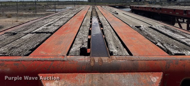 image for item ER2463 1982 Atoka 330FF oilfield trailer