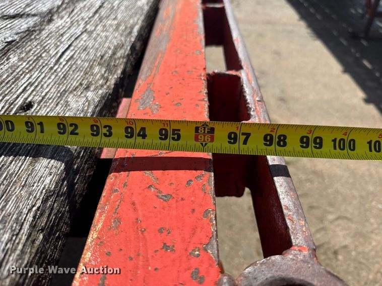 image for item ER2463 1982 Atoka 330FF oilfield trailer