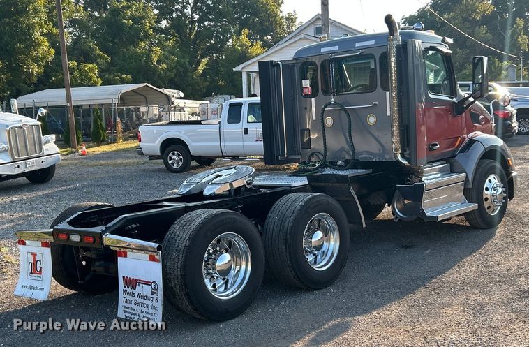 CAMIóN 2020 PETERBILT