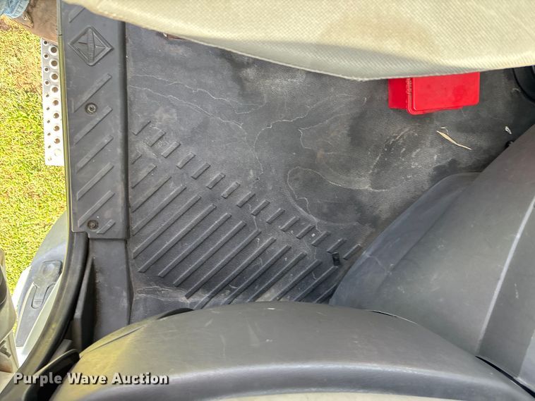 image for item ET4607 2016 International Prostar semi truck