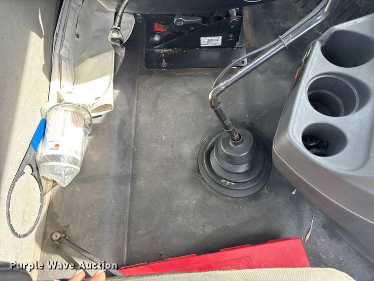 image for item ET4607 2016 International Prostar semi truck