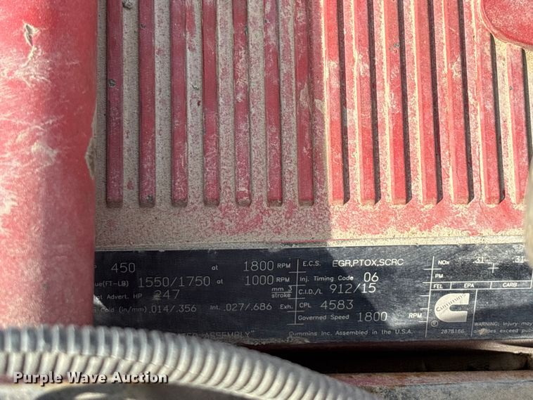 image for item ET4607 2016 International Prostar semi truck