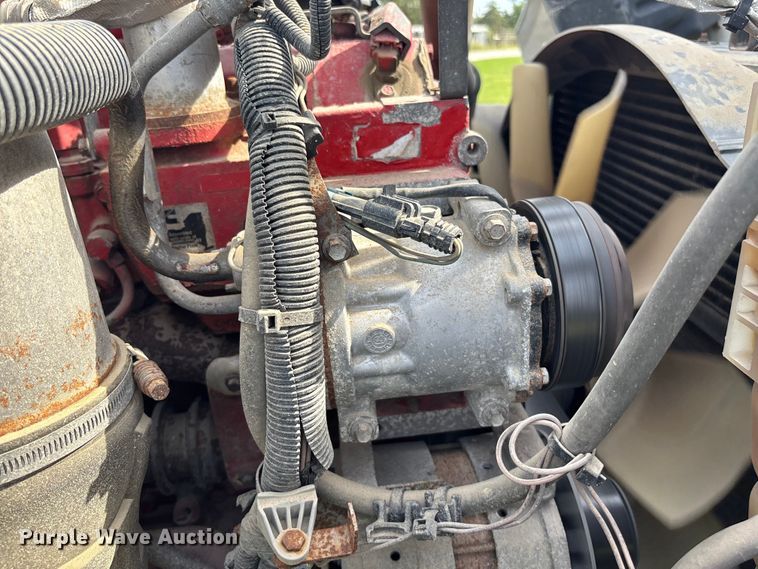 image for item ET4607 2016 International Prostar semi truck