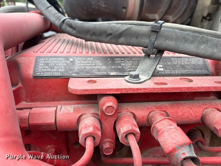 image for item ET7066 2020 Volvo VN semi truck