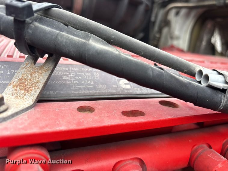 image for item ET7068 2018 Volvo VN semi truck