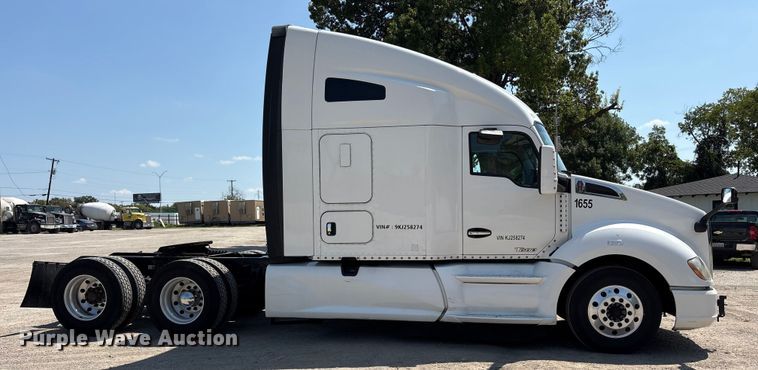 CAMIóN CAMAROTE 2019 KENWORTH