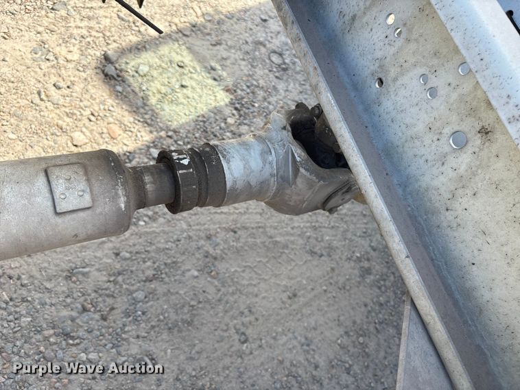 image for item ET8535 2015 Kenworth T370 truck cab and chassis