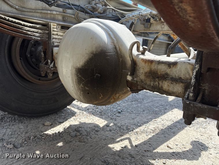 image for item ET8535 2015 Kenworth T370 truck cab and chassis