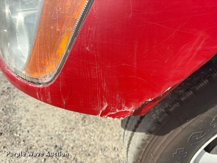 image for item ET8535 2015 Kenworth T370 truck cab and chassis