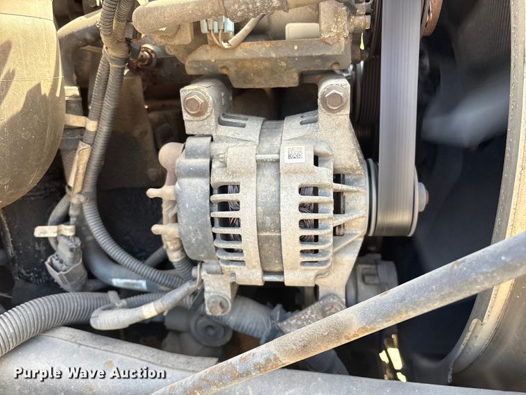 image for item ET8535 2015 Kenworth T370 truck cab and chassis