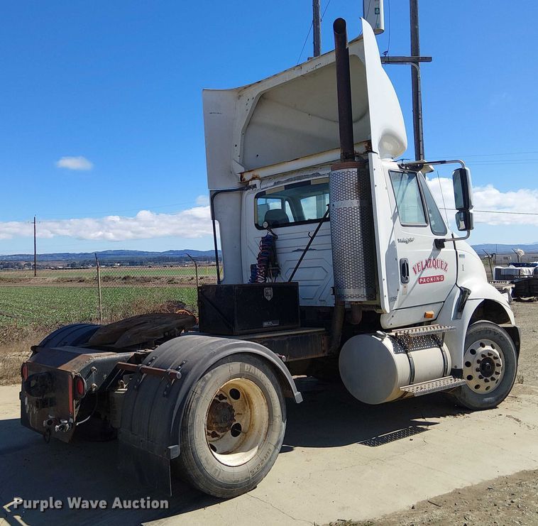 image for item EU2511 2011 International 8600 SBA semi truck