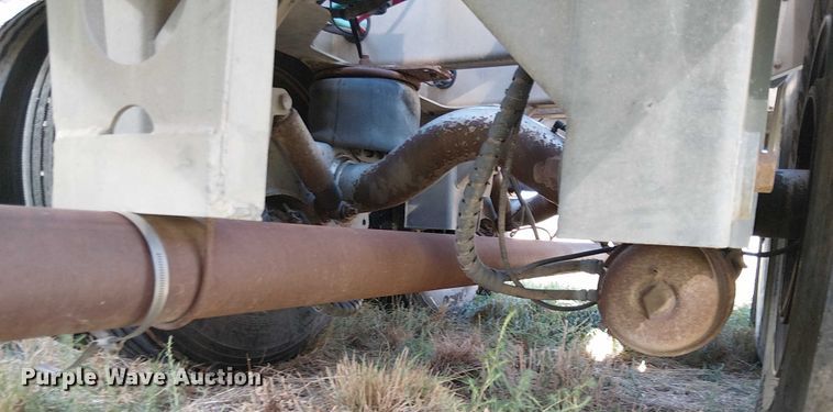 image for item EU2531 2014 Vantage Trailers pneumatic dry bulk trailer