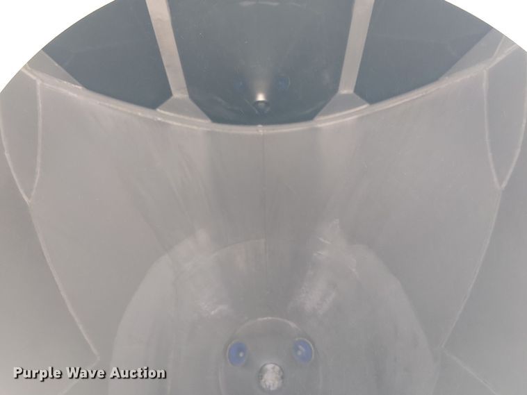 image for item EU2552 2013 LBT Inc HABHA2 pneumatic dry bulk trailer