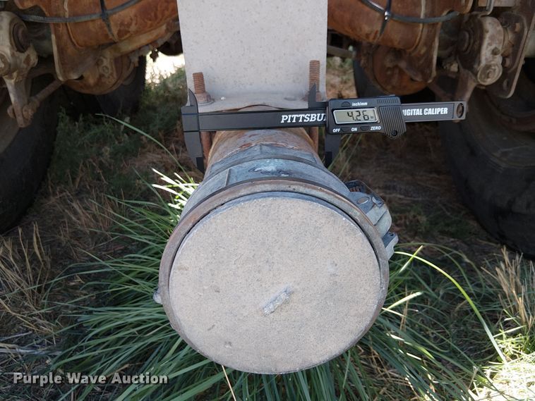 image for item EU2552 2013 LBT Inc HABHA2 pneumatic dry bulk trailer