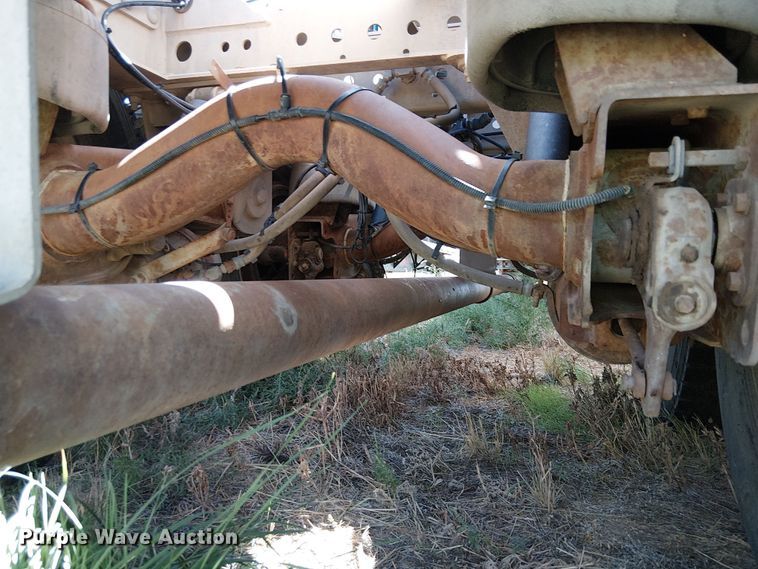 image for item EU2552 2013 LBT Inc HABHA2 pneumatic dry bulk trailer