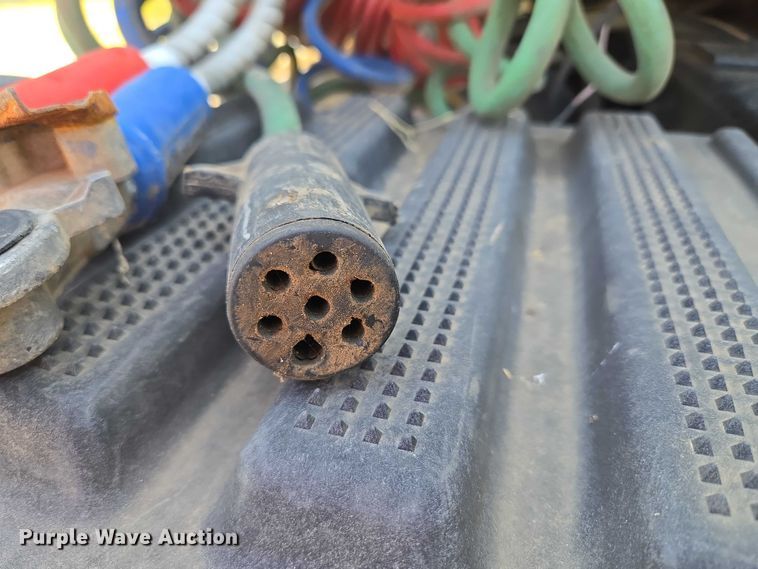 image for item EU3542 2007 International 9400i semi truck