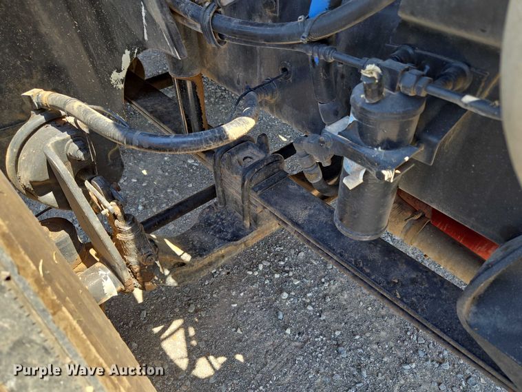 image for item EU3542 2007 International 9400i semi truck