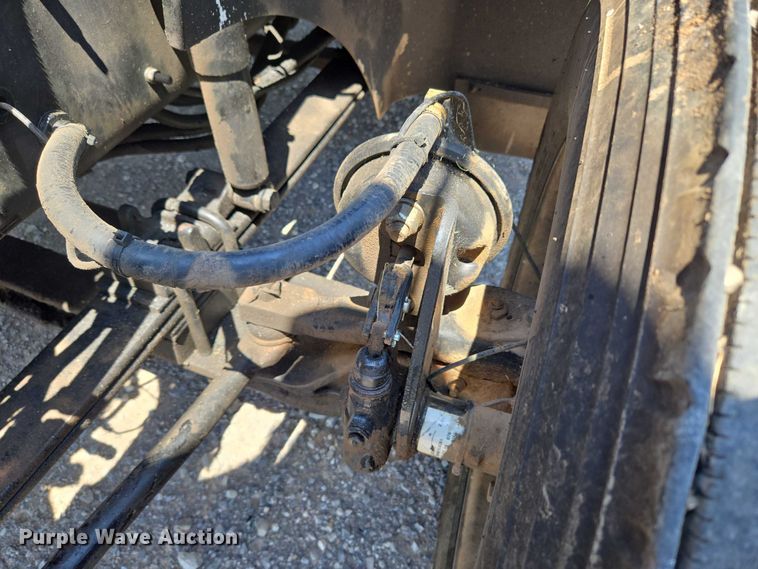 image for item EU3542 2007 International 9400i semi truck