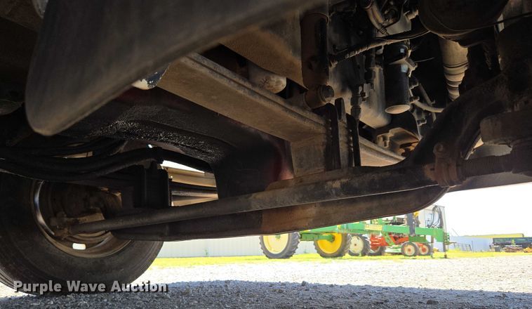 image for item EU3542 2007 International 9400i semi truck