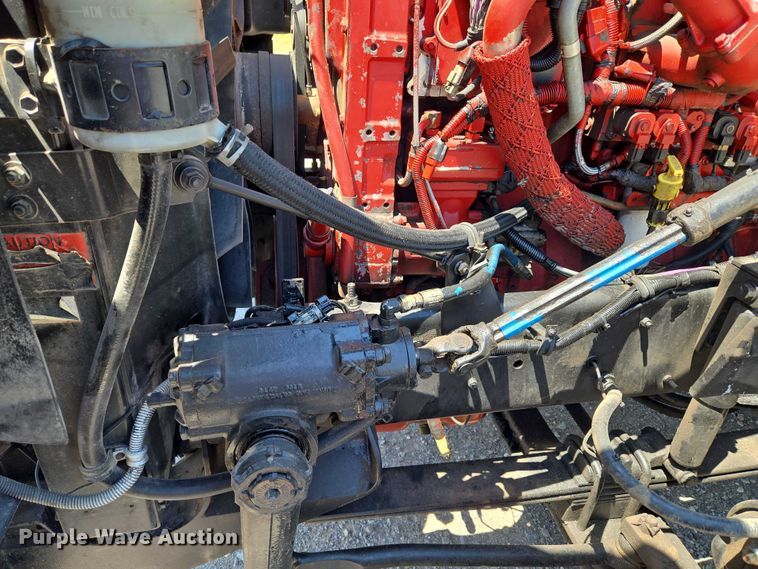 image for item EU3542 2007 International 9400i semi truck