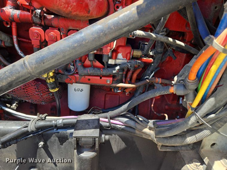 image for item EU3542 2007 International 9400i semi truck