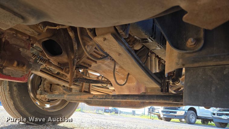 image for item EU3751 2012 Mack CXU semi truck