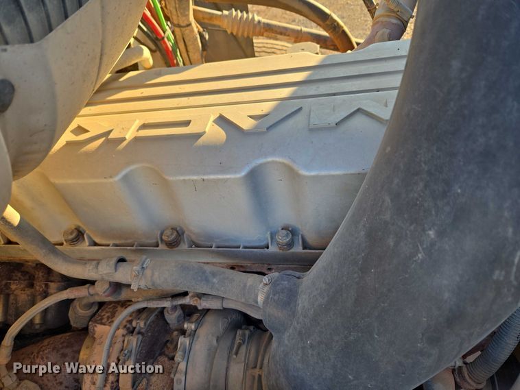 image for item EU3751 2012 Mack CXU semi truck