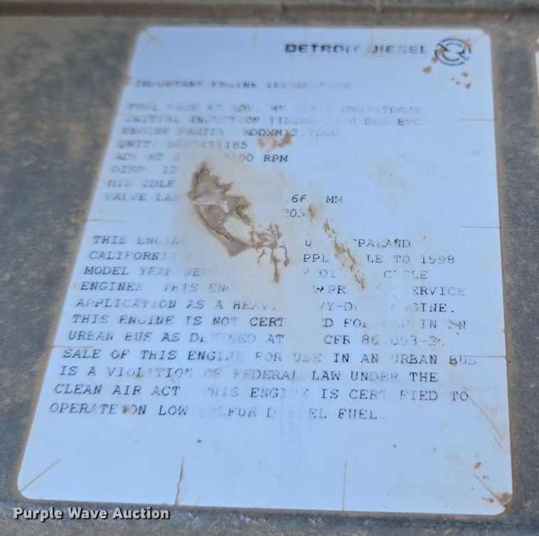 image for item EU3752 2000 Freightliner MB70 semi truck