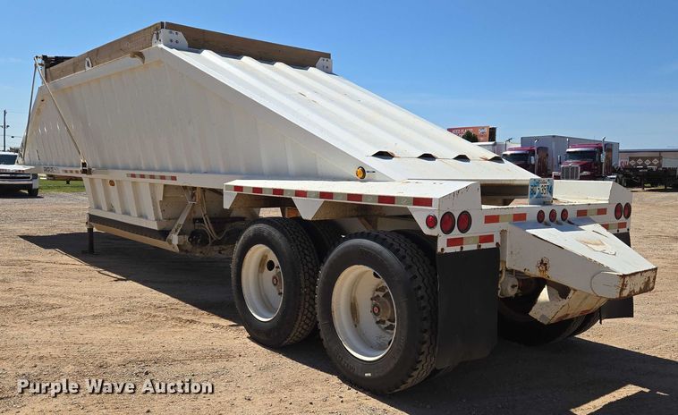 image for item EU3753 2018 Armor Lite SBC-40 bottom dump trailer