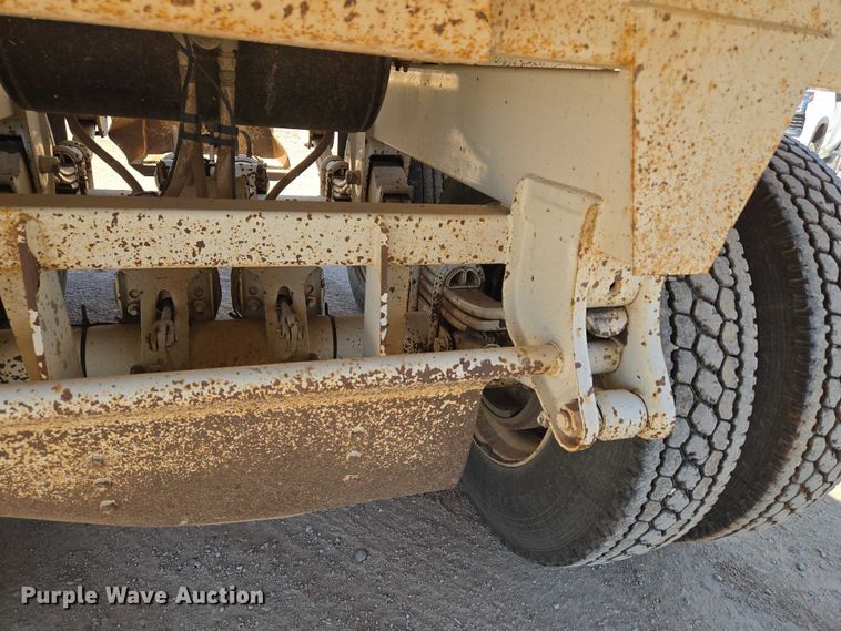 image for item EU3753 2018 Armor Lite SBC-40 bottom dump trailer