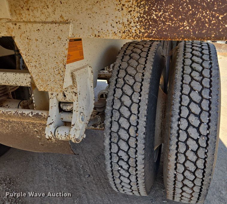 image for item EU3753 2018 Armor Lite SBC-40 bottom dump trailer