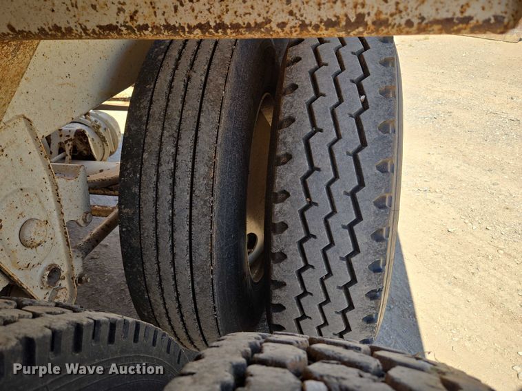 image for item EU3753 2018 Armor Lite SBC-40 bottom dump trailer