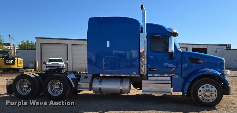 image for item EU3754 2019 Peterbilt 567 semi truck