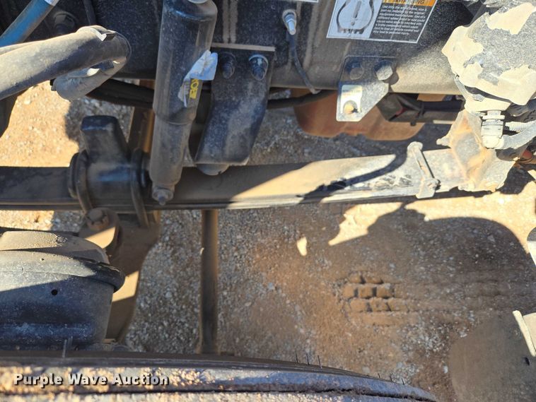 image for item EU3754 2019 Peterbilt 567 semi truck