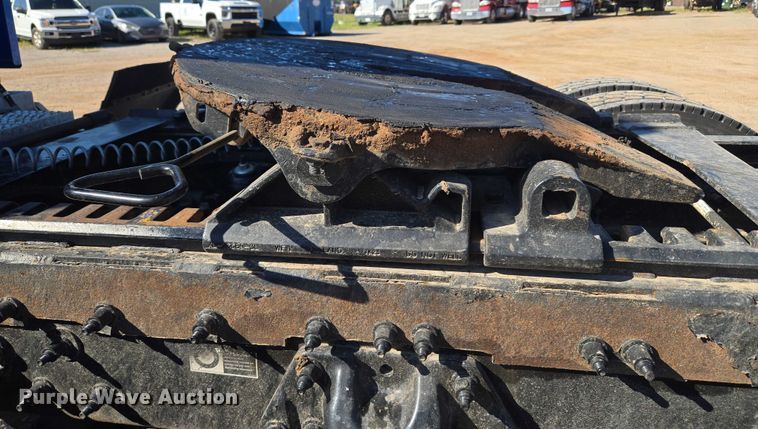 image for item EU3754 2019 Peterbilt 567 semi truck