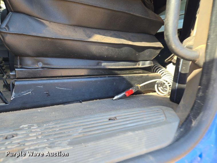 image for item EU3754 2019 Peterbilt 567 semi truck