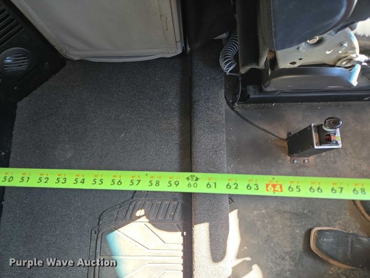 image for item EU3754 2019 Peterbilt 567 semi truck